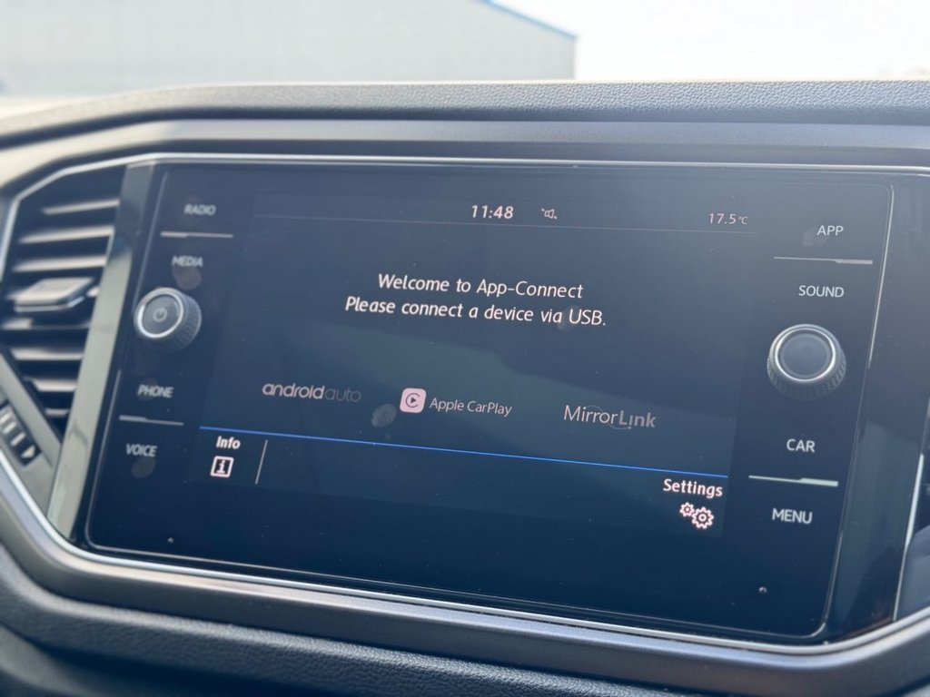 Used Volkswagen T-Roc 2018 for sale - 75937021: Photo 27