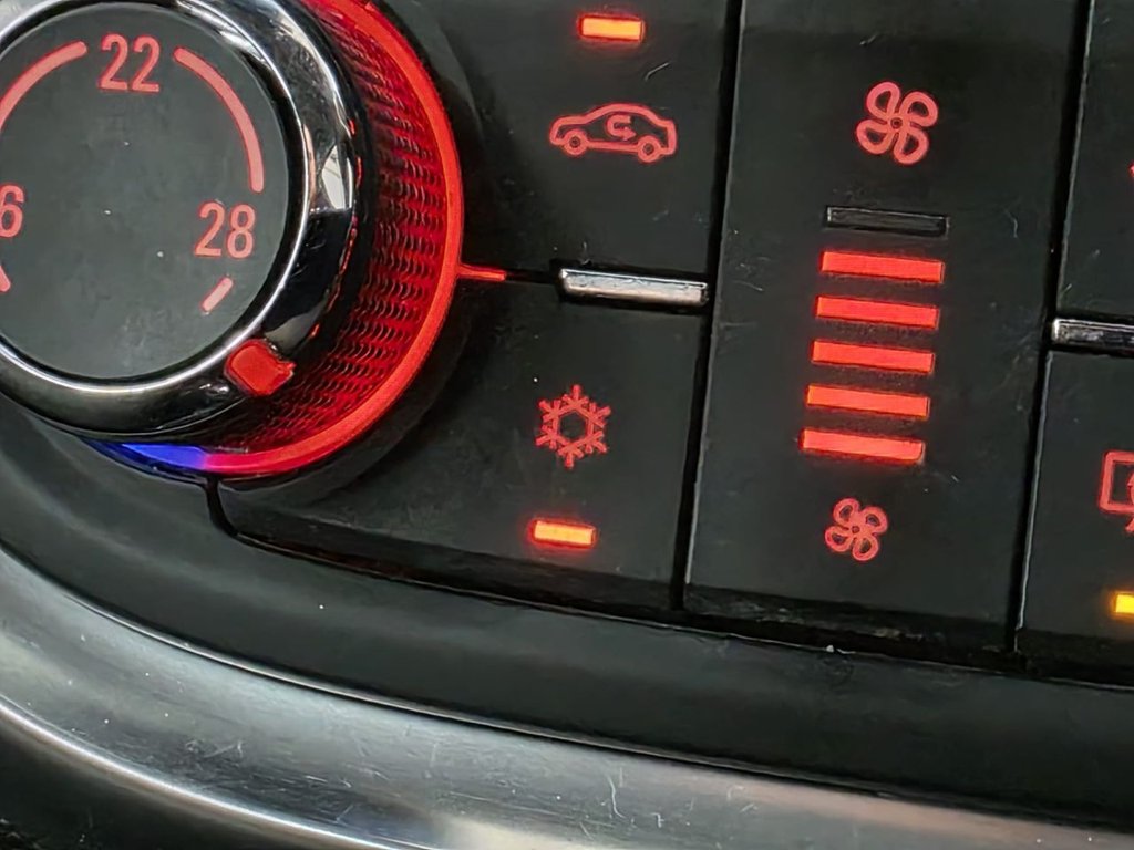 Used Vauxhall Mokka 2016 for sale - 76642690: Photo 29