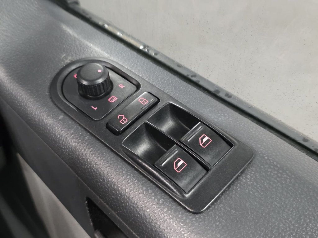 Used Volkswagen Transporter 2014 for sale - 77288413: Photo 35