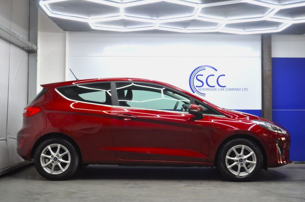 Used Ford Fiesta 2017 for sale - 77088888: Photo 3