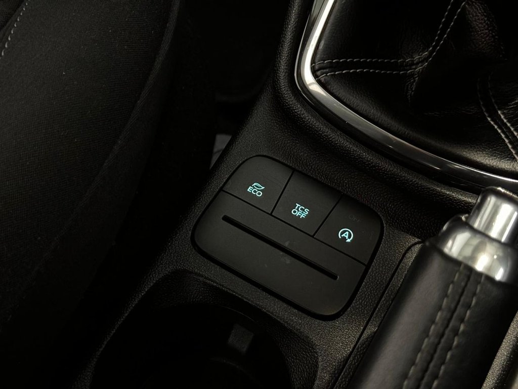 Used Ford Fiesta 2017 for sale - 77088888: Photo 32