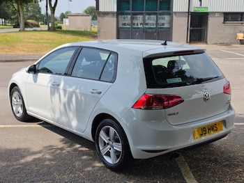 Used Volkswagen Golf 2016 for sale - 79288587: Photo