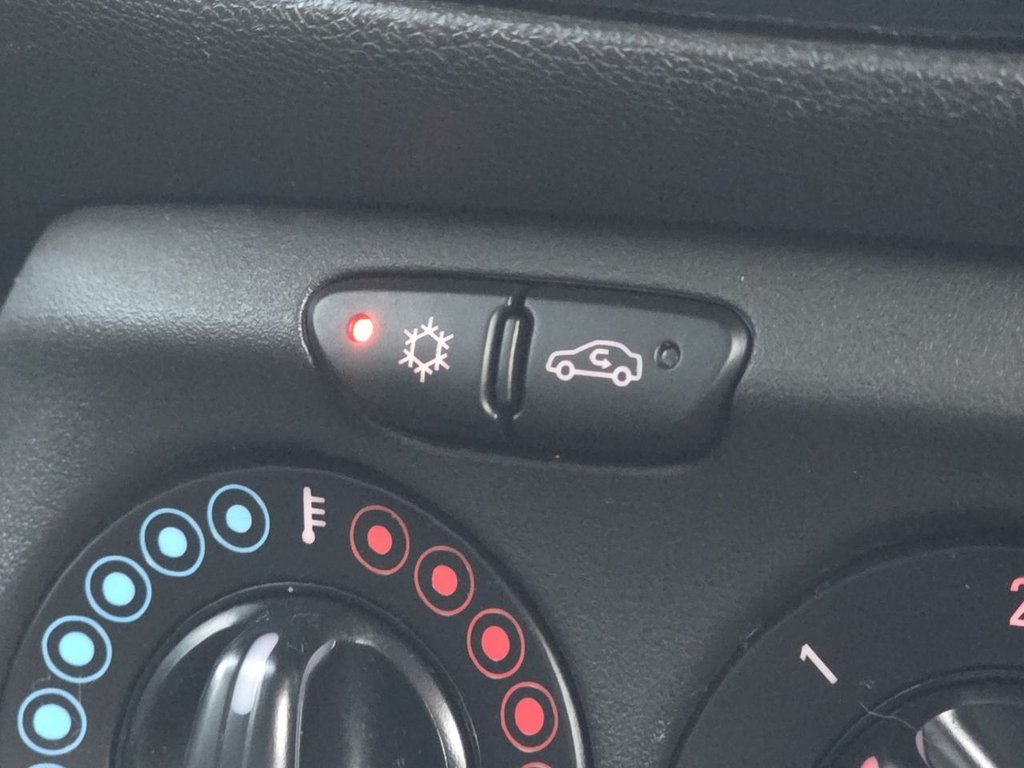 Used Vauxhall Corsa 2015 for sale - 78049575: Photo 18