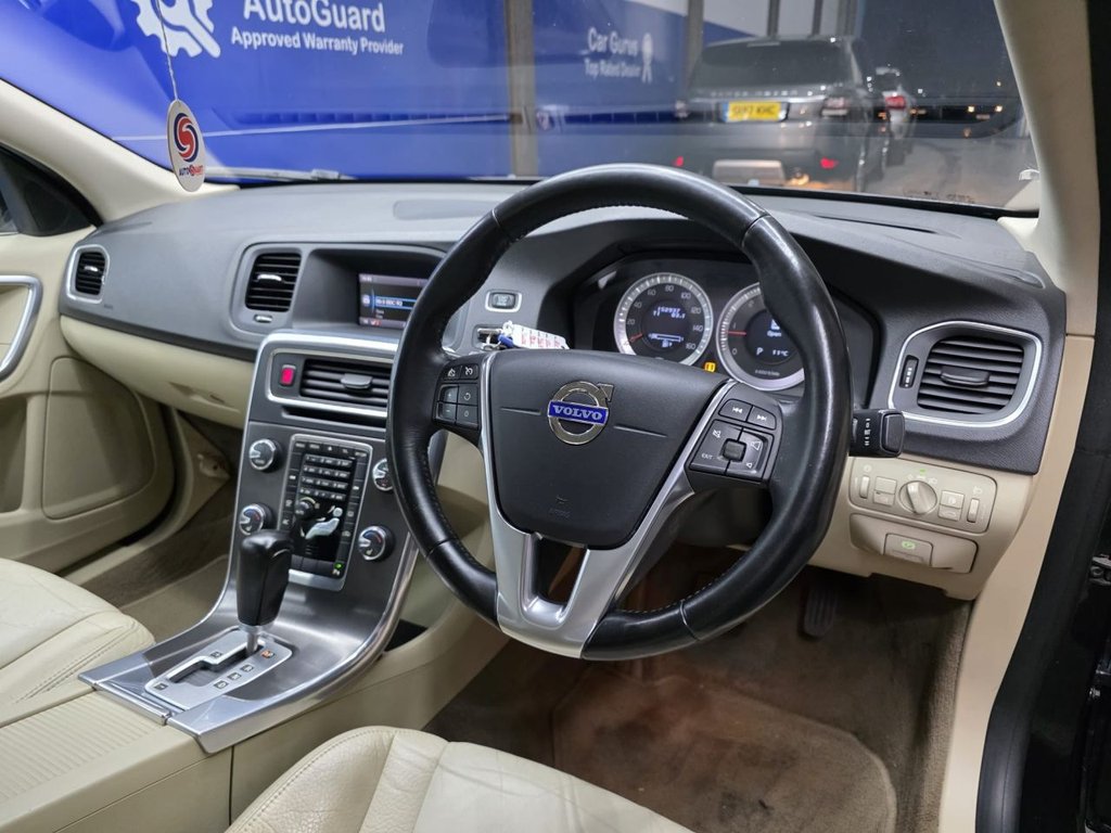 Used Volvo S60 2011 for sale - 76999224: Photo 16