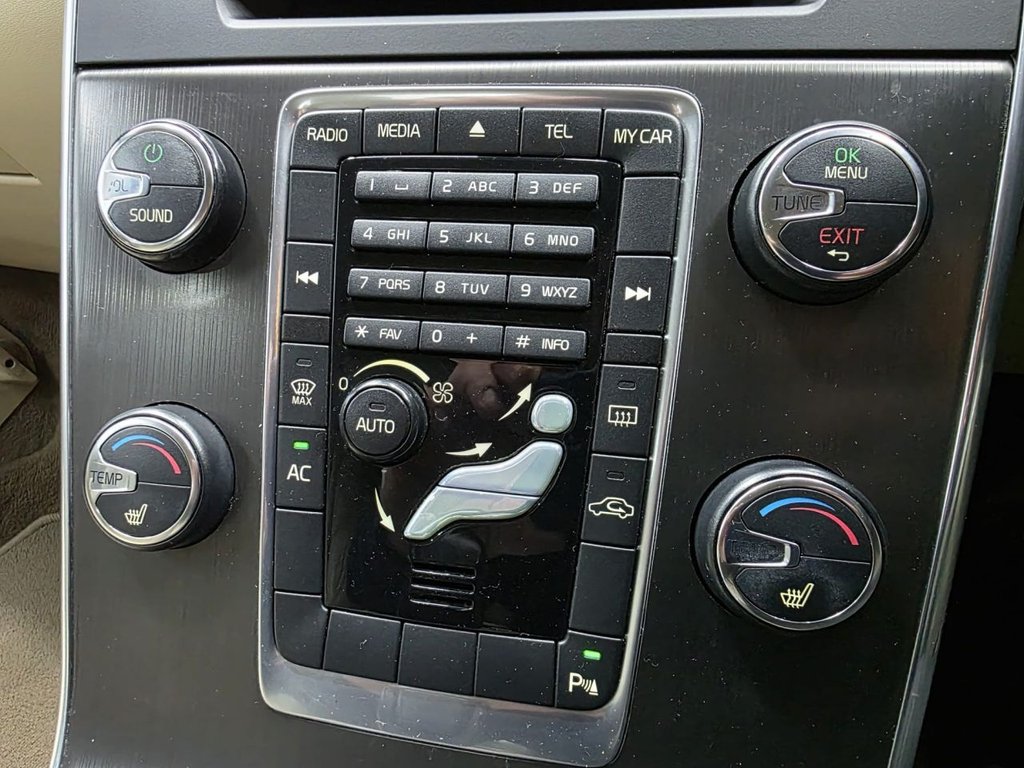 Used Volvo S60 2011 for sale - 76999224: Photo 30