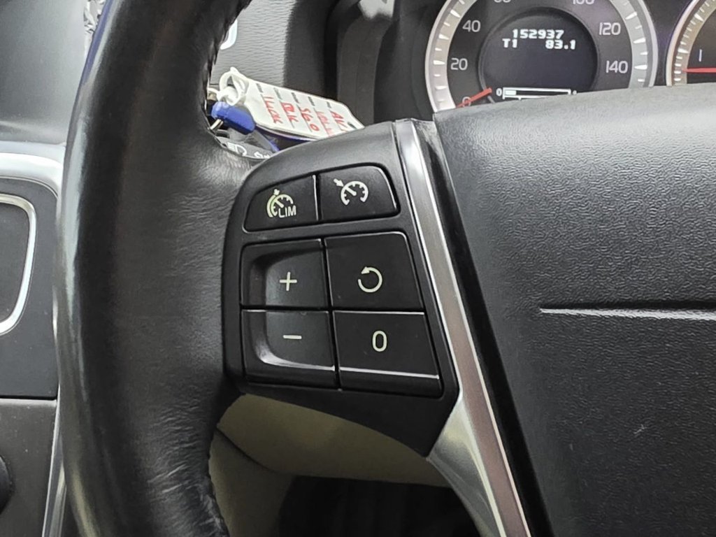 Used Volvo S60 2011 for sale - 76999224: Photo 40