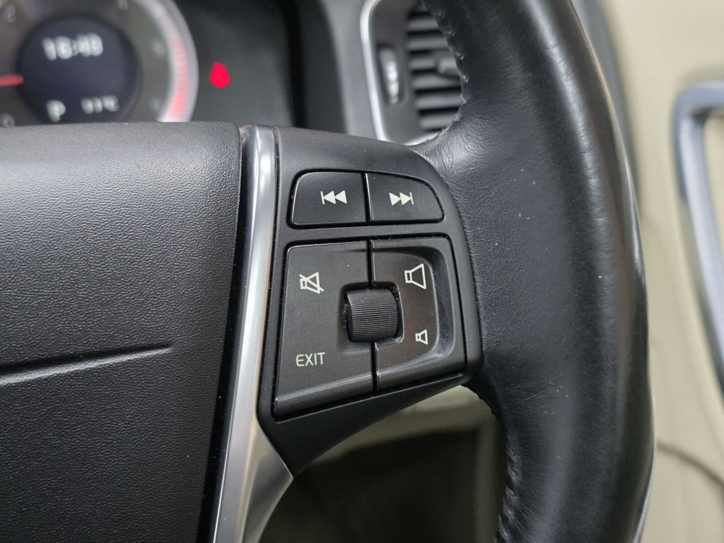 Used Volvo S60 2011 for sale - 76999224: Photo 41