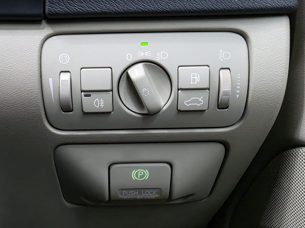 Used Volvo S60 2011 for sale - 76999224: Photo 42