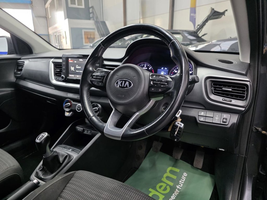 Used Kia Stonic 2018 for sale - 77959815: Photo 12