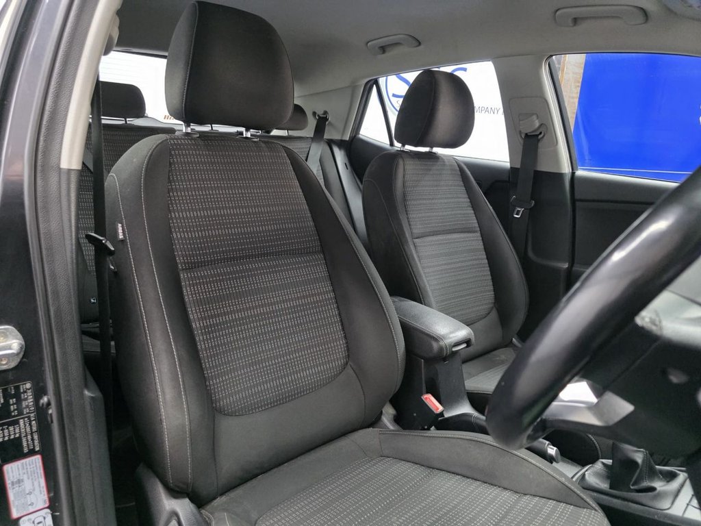 Used Kia Stonic 2018 for sale - 77959815: Photo 15