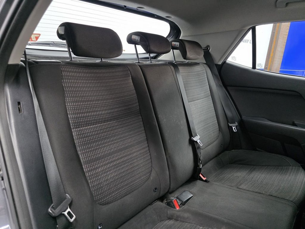 Used Kia Stonic 2018 for sale - 77959815: Photo 17