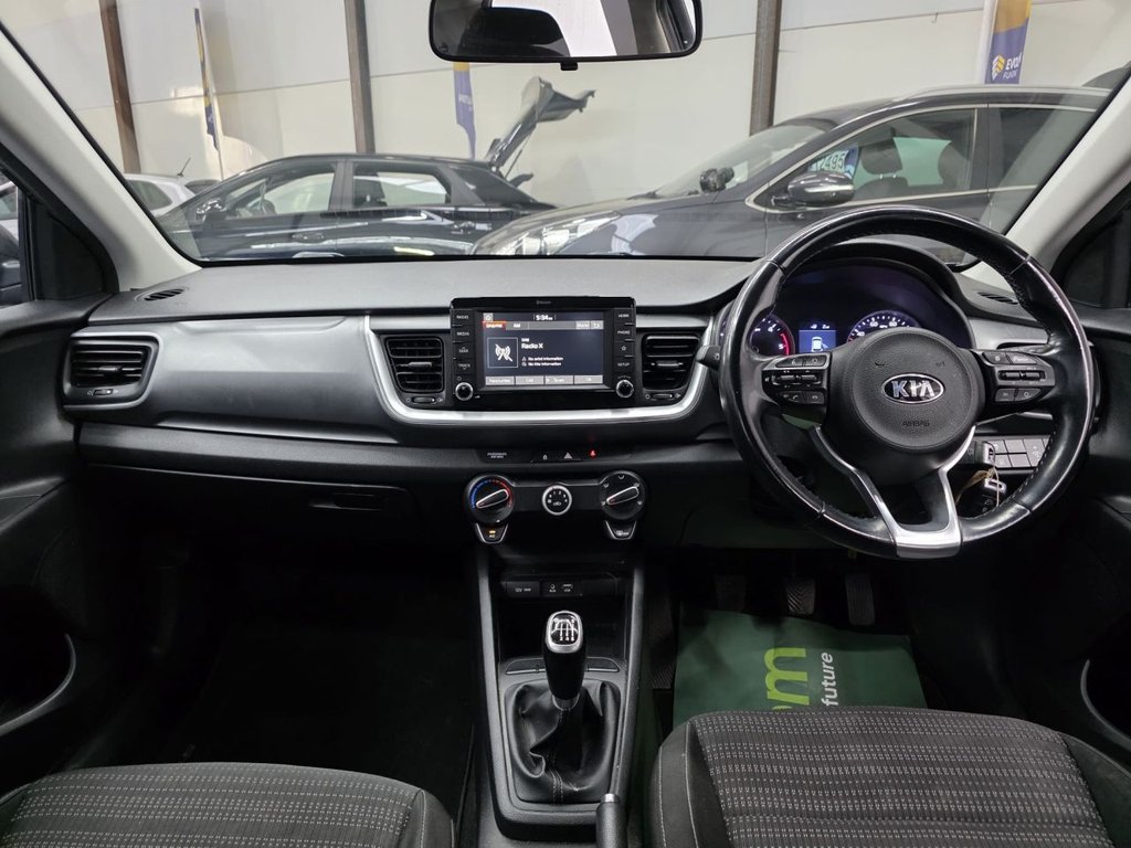 Used Kia Stonic 2018 for sale - 77959815: Photo 18