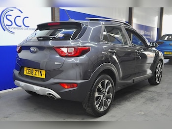 Used Kia Stonic 2018 for sale - 77959815: Photo