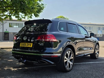 Used Volkswagen Touareg 2015 for sale - 78985534: Photo