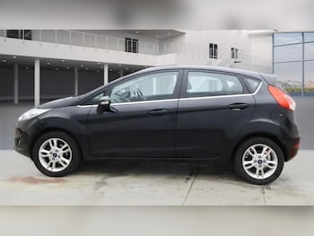 Used Ford Fiesta 2016 for sale - 77719840: Photo