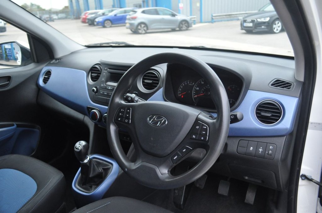 Used Hyundai i10 2014 for sale - 76569980: Photo 11