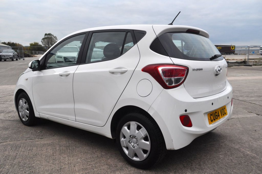 Used Hyundai i10 2014 for sale - 76569980: Photo 6
