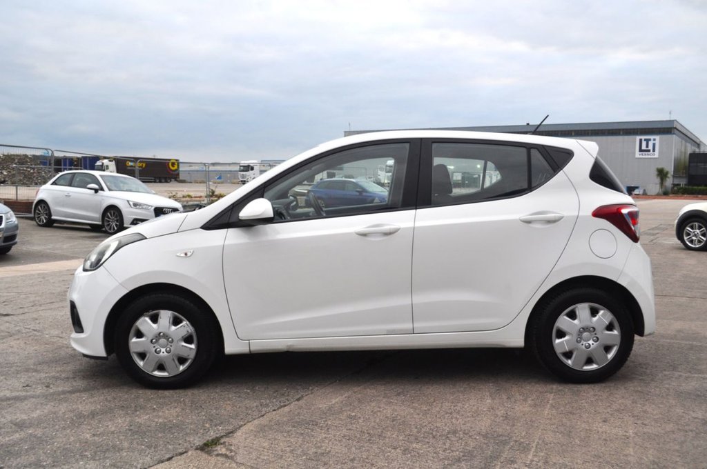 Used Hyundai i10 2014 for sale - 76569980: Photo 7