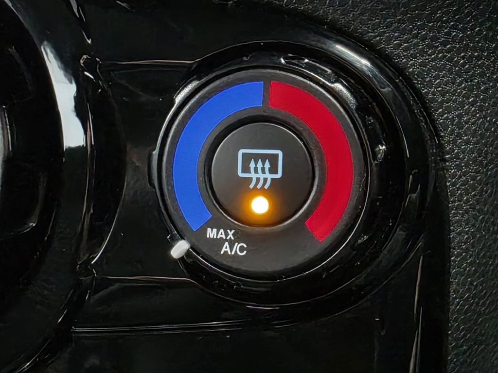 Used Ford Fiesta 2016 for sale - 77666896: Photo 32