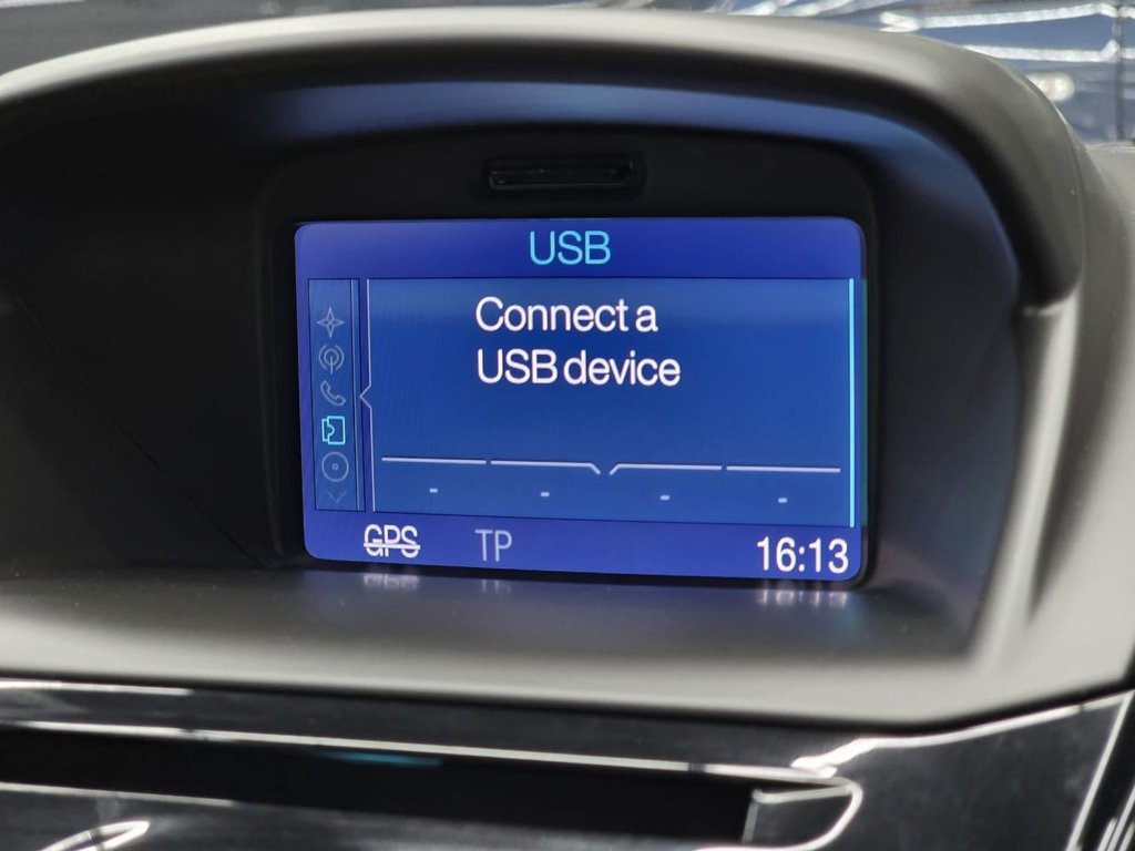 Used Ford Fiesta 2016 for sale - 77666896: Photo 42