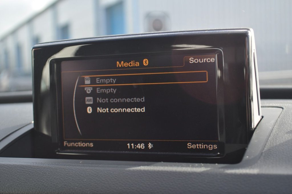 Used Audi Q3 2013 for sale - 76520702: Photo 32