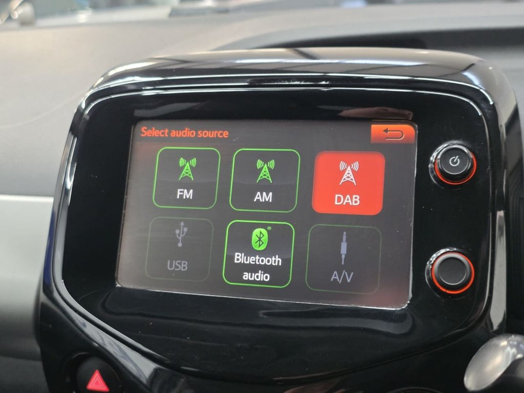 Used Peugeot 108 2015 for sale - 77436425: Photo 33