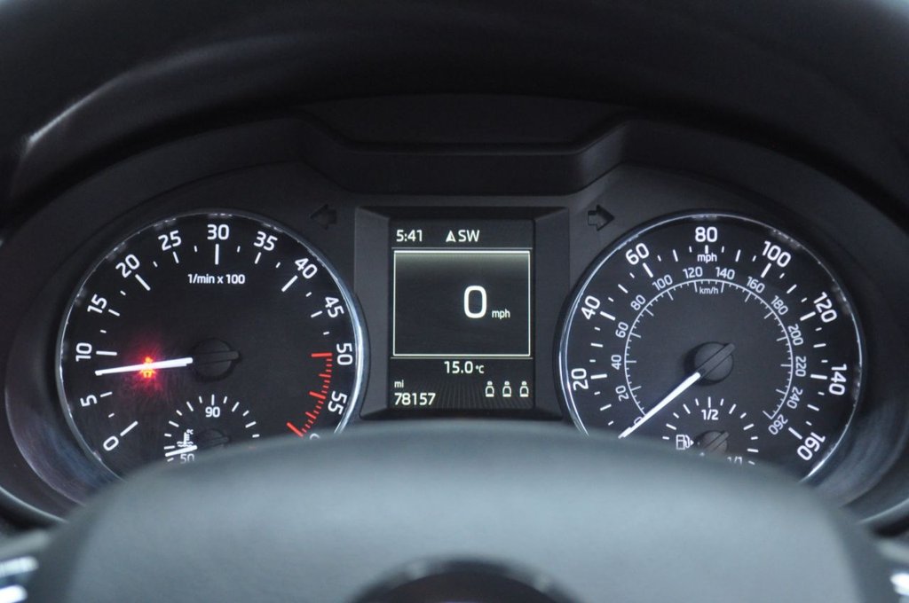 Used Skoda Octavia 2013 for sale - 76546520: Photo 19