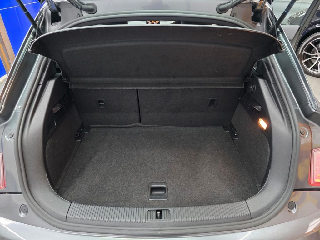 Used Audi A1 2012 for sale - 76768223: Photo 10