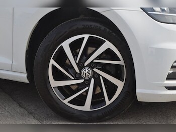 Used Volkswagen Golf 2019 for sale - 78468897: Photo