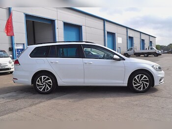 Used Volkswagen Golf 2019 for sale - 78468897: Photo