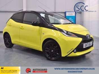 2017 (17) - 1.0 VVT-i x-cite 3 Yellow Bi-Tone Hatchback 5dr Petrol Manual Euro 6 (68 ps