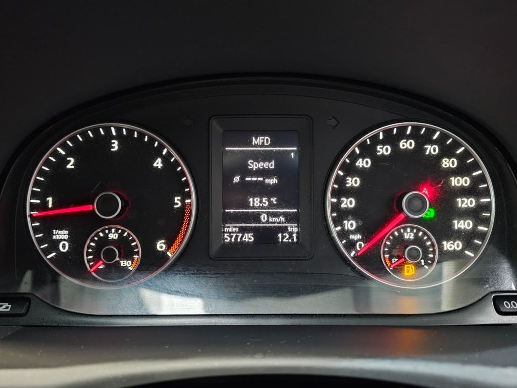 Used Volkswagen Touran 2011 for sale - 75985842: Photo 28