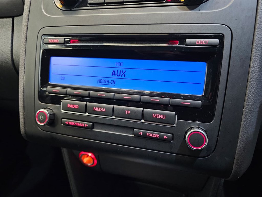Used Volkswagen Touran 2011 for sale - 75985842: Photo 33