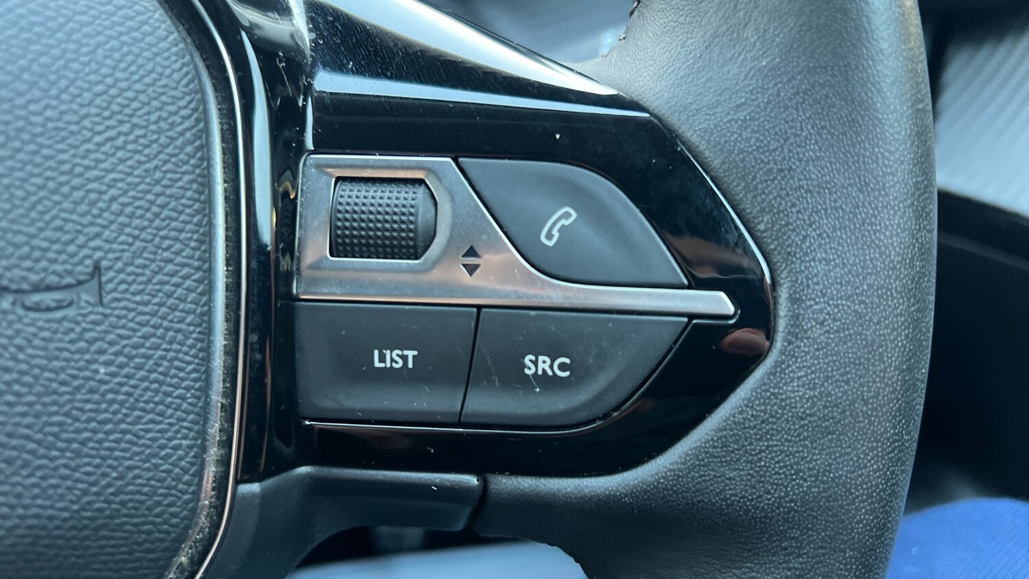 Used Peugeot 2008 2022 for sale - 77192822: Photo 24