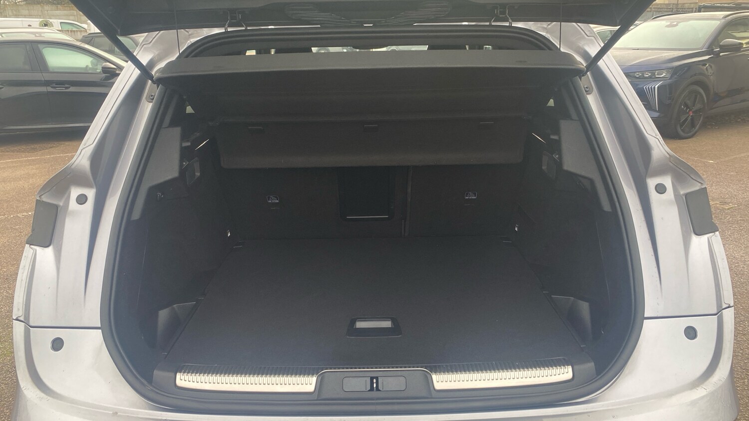 Used DS Automobiles DS 7 Crossback 2021 for sale - 76900046: Photo 20