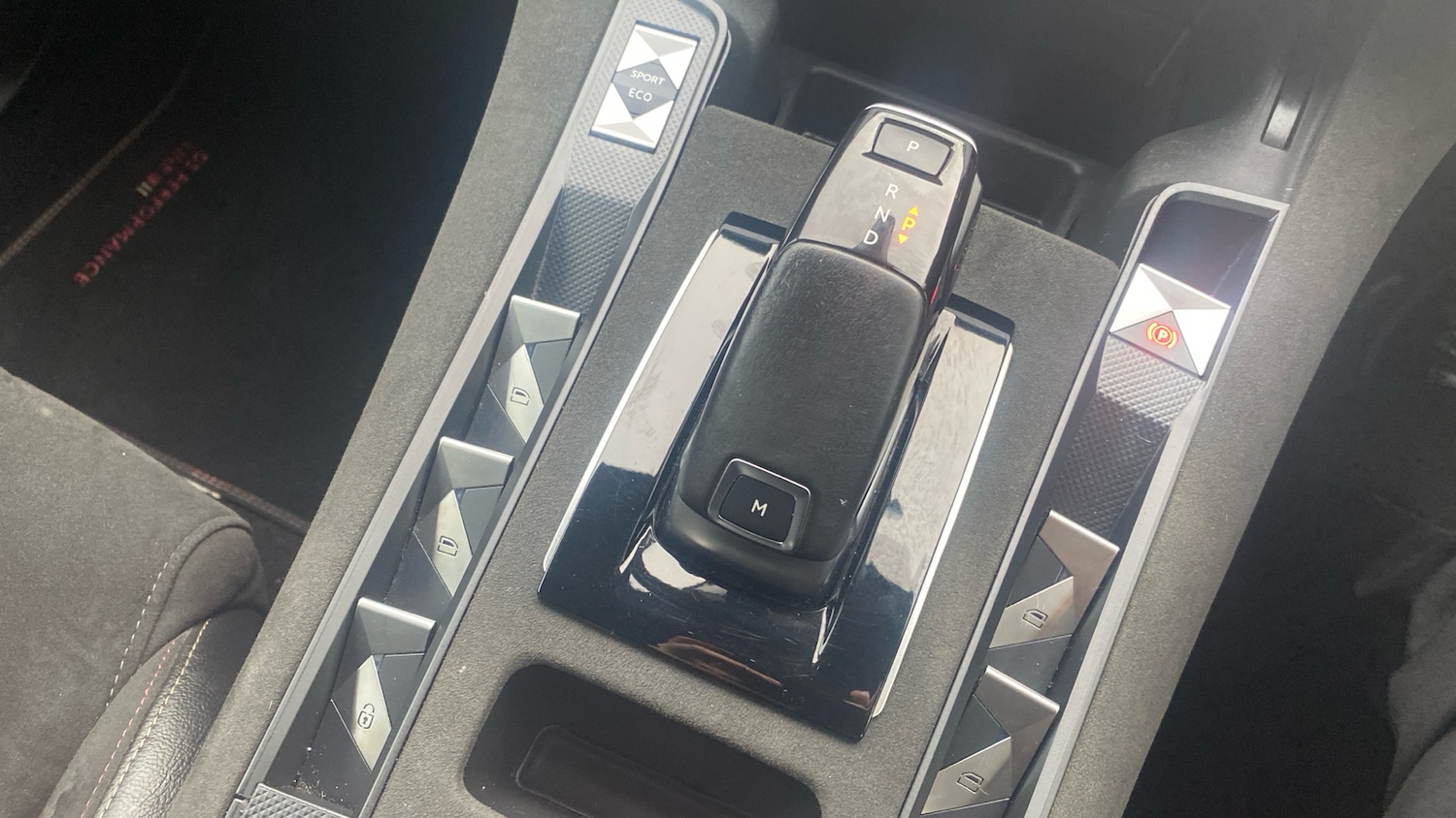 Used DS Automobiles DS 7 Crossback 2021 for sale - 76900046: Photo 23