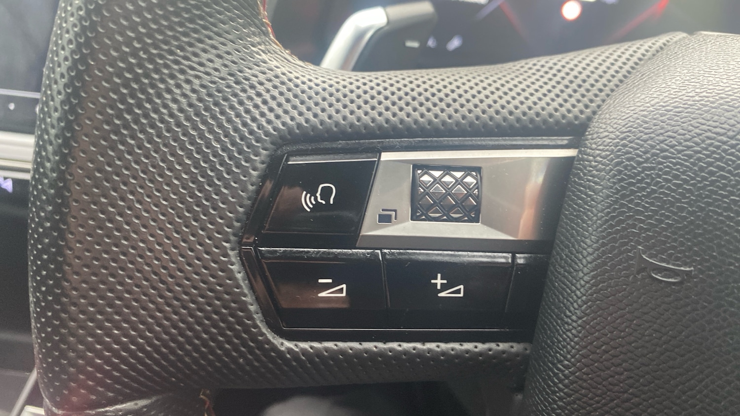 Used DS Automobiles DS 7 Crossback 2021 for sale - 76900046: Photo 24