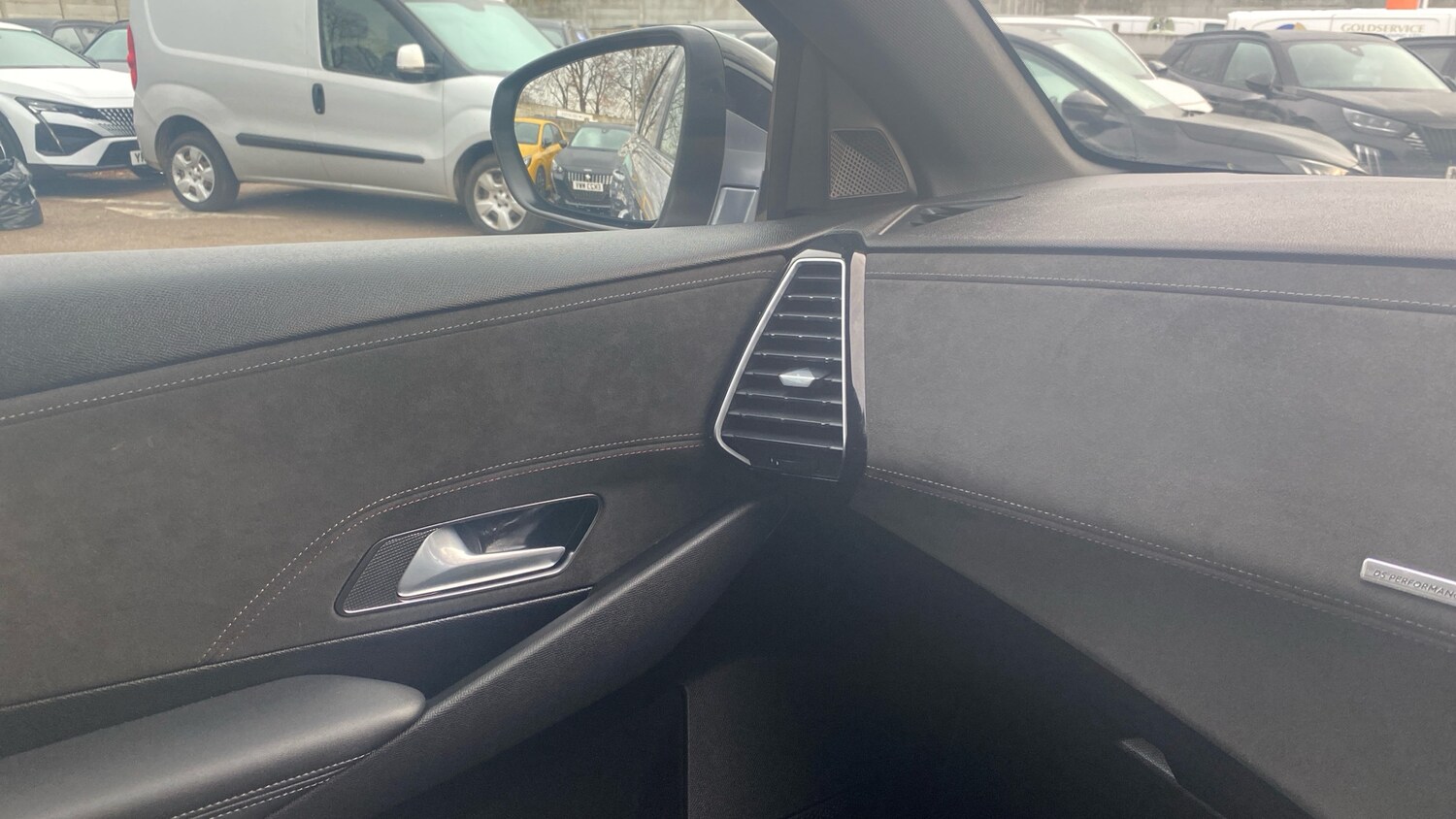 Used DS Automobiles DS 7 Crossback 2021 for sale - 76900046: Photo 36