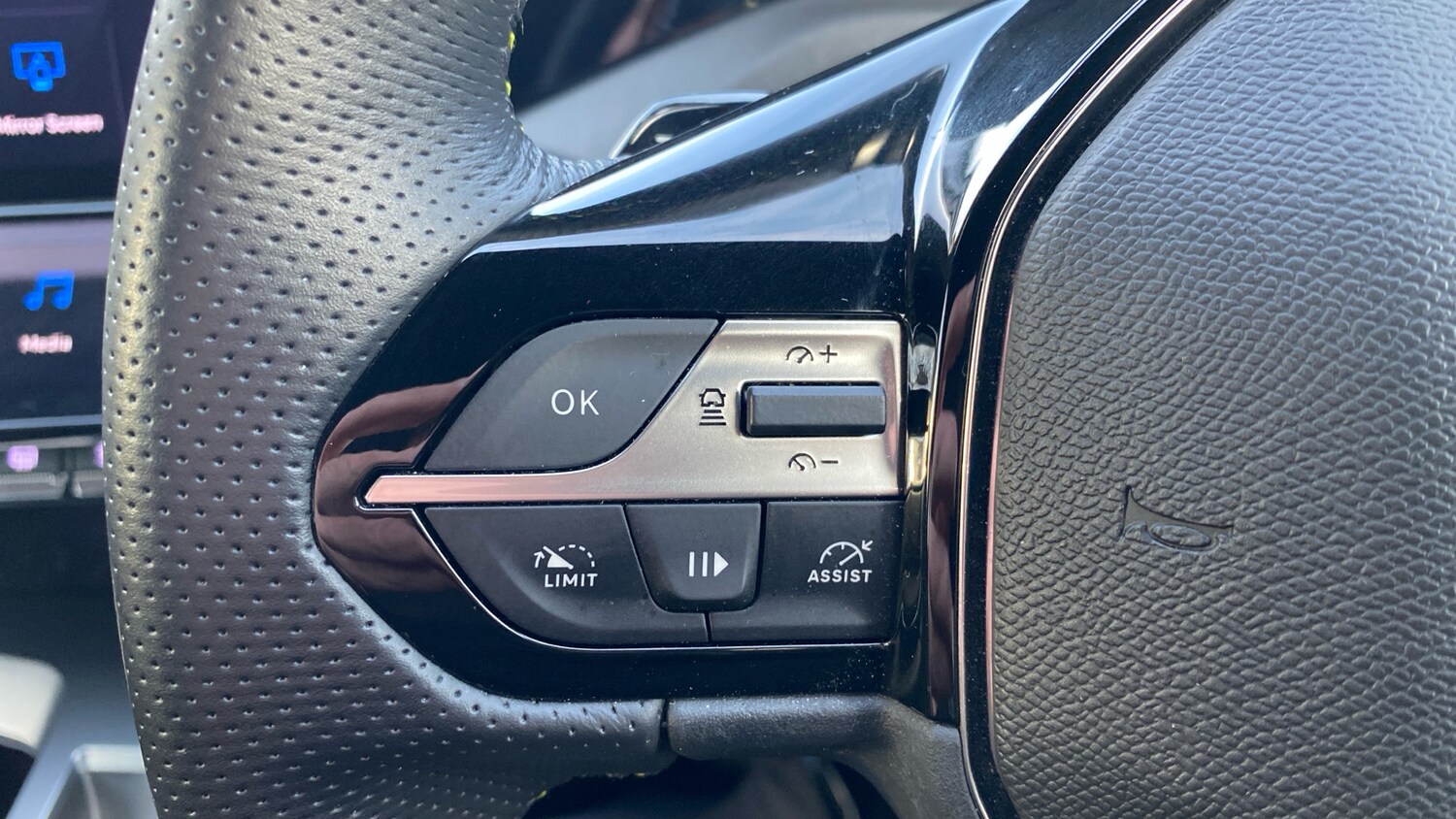 Used Peugeot 408 2024 for sale - 77539112: Photo 23