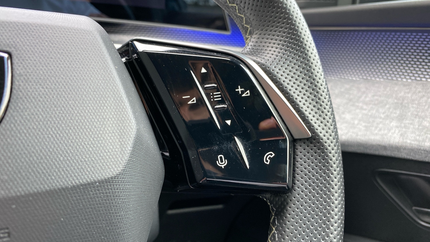 Used Peugeot 3008 2024 for sale - 76327647: Photo 24
