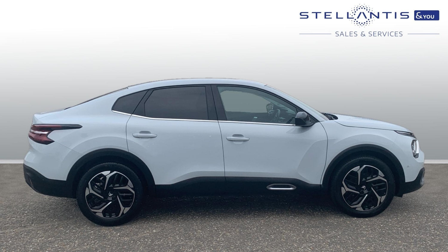 Used Citroen C4 2024 for sale - 76574342: Photo 2