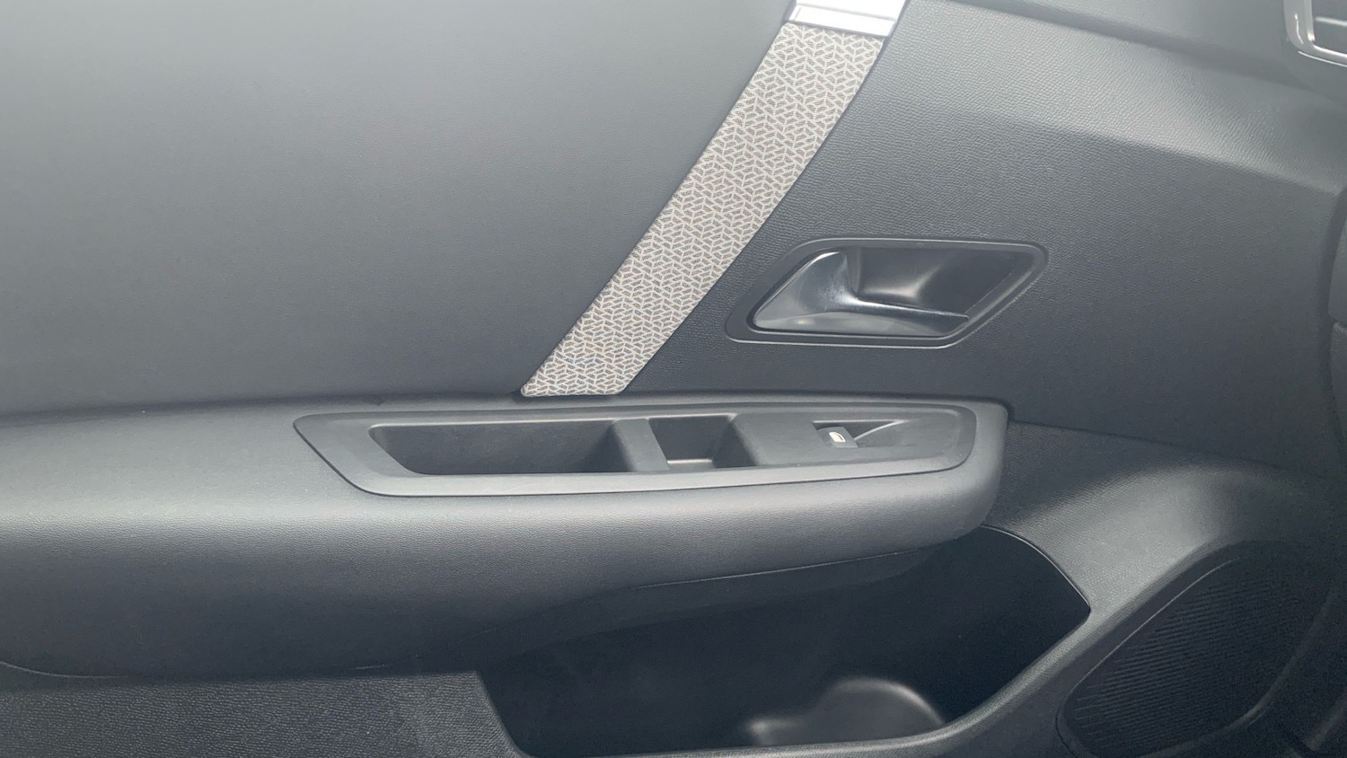 Used Citroen C4 2024 for sale - 76574342: Photo 40