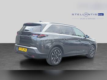 Used Peugeot 5008 2025 for sale - 79781732: Photo