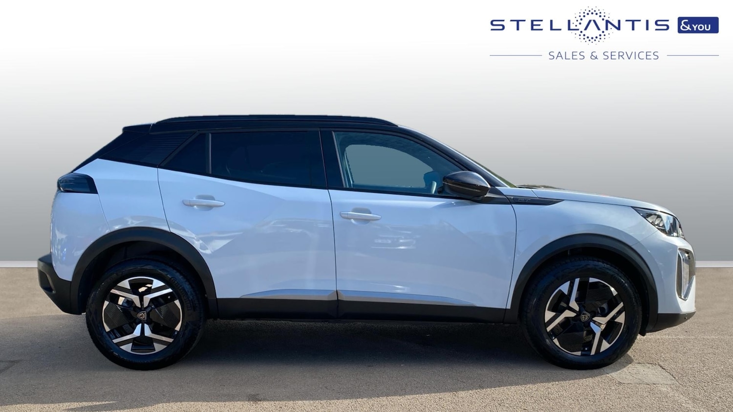 Used Peugeot 2008 2023 for sale - 76110281: Photo 2