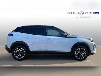 Used Peugeot 2008 2023 for sale - 76110281: Photo