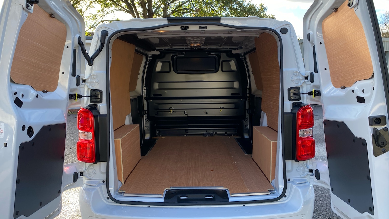 Used Citroen Dispatch 2023 for sale - 76458452: Photo 19