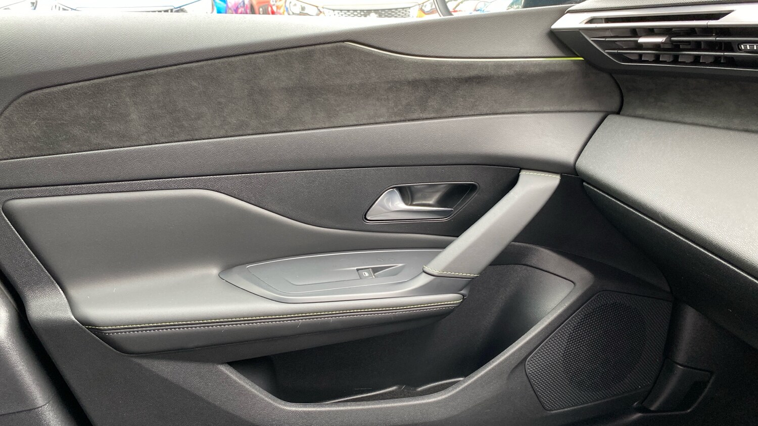 Used Peugeot 408 2023 for sale - 75992297: Photo 41