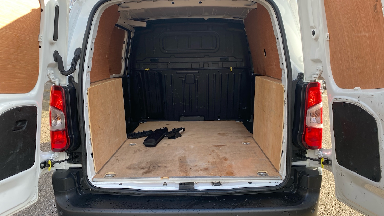 Used Peugeot Partner 2022 for sale - 77192821: Photo 19