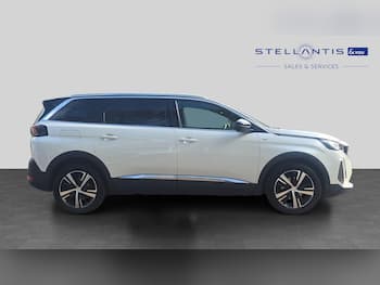 Used Peugeot 5008 2023 for sale - 79670831: Photo