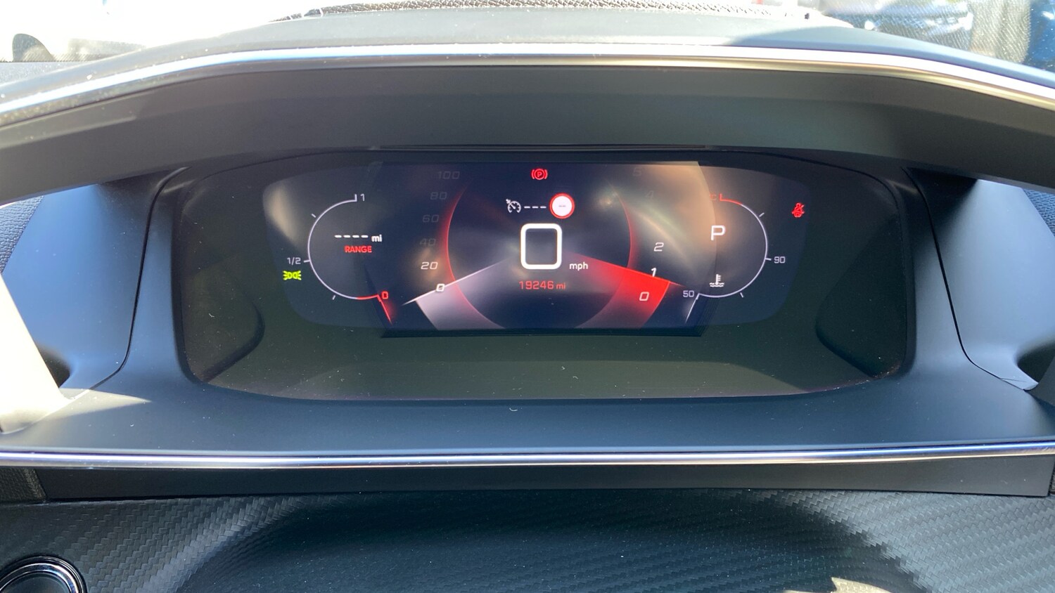 Used Peugeot 2008 2023 for sale - 75942590: Photo 13